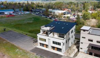 138 Clear Creek Dr, Ashland, OR 97520