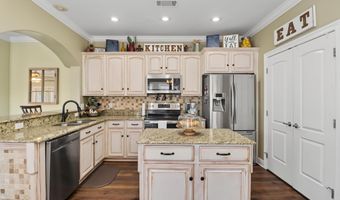 5148 Atlantis Dr, Bay St. Louis, MS 39520
