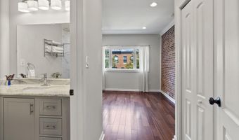 330 S CLINTON St, Baltimore, MD 21224