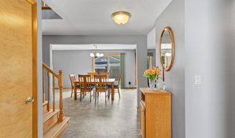 9630 SW ROBBINS Dr, Beaverton, OR 97008