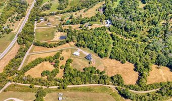 216 Old Wolf Hill Rd, Bethpage, TN 37022
