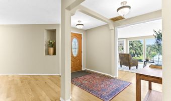 37330 SE DODGE PARK Blvd, Boring, OR 97009