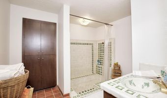 8249 E CAREFREE Dr, Carefree, AZ 85377