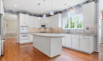 1034 GLENDEVON Dr, Ambler, PA 19002