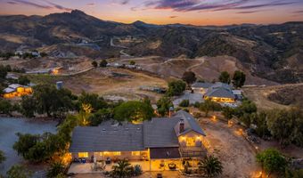 13602 Sego Rd, Agua Dulce, CA 91390