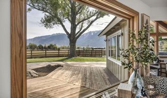 1097 Meadowlark Cir, Gardnerville, NV 89460