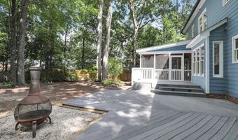 1012 New Dover Rd, Apex, NC 27502