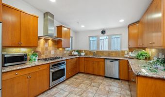 2377 Silver Ridge Ave, Los Angeles, CA 90039