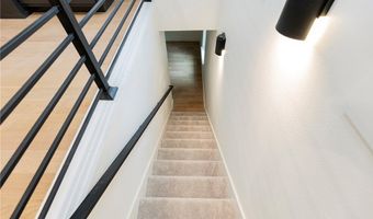 4 Lauder Cir, Bella Vista, AR 72715