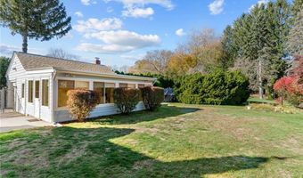 333 Phenix Ave, Cranston, RI 02920