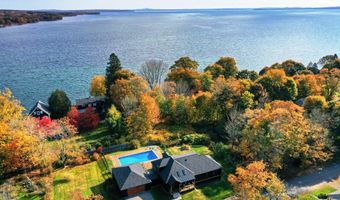 16 Cottage St, Belfast, ME 04915