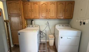 1819 Washington St, Algonac, MI 48001
