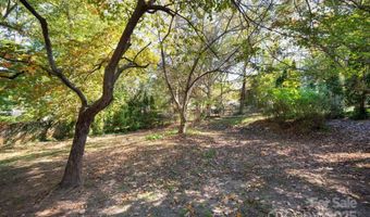 14 Wagon Rd, Asheville, NC 28805