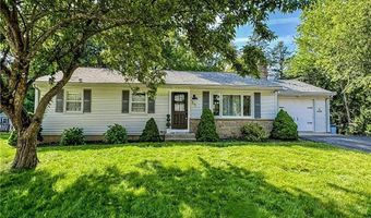 65 Bayberry Ln, East Greenwich, RI 02818