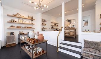 138 Spring St 1, Newport, RI 02840