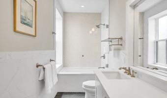 284 Bunker Hill St 4, Boston, MA 02129