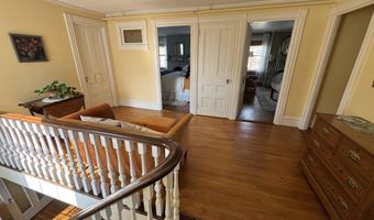 969 Washington St, Bath, ME 04530