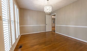 994 COMANCHE Trl, Anniston, AL 36206