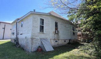 107 N Lister St, Ava, MO 65608