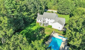 195 Steam Mill Rd, Auburn, NH 03032