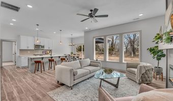 314 Rockers Dr, Baldwin City, KS 66006