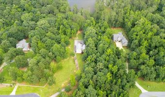 1034 N Pointe Dr, Lincolnton, GA 30817