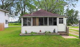 1215 Rosedale St, Alma, MI 48801