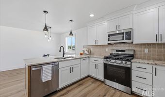 1504 Tverdy Ln, Buhl, ID 83316