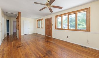 704 E CHANESE Ln, Absecon, NJ 08205
