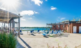341 Thames St 209 S, Bristol, RI 02809