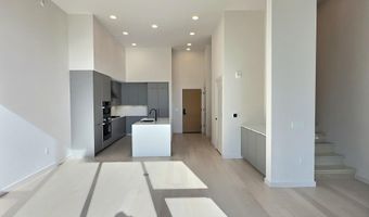 3030 POTOMAC Ave Th6, Arlington, VA 22202