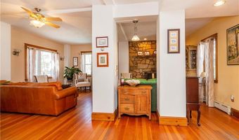 5075 Old Post Rd, Charlestown, RI 02813