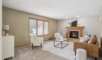3211 SW 35th St, Ankeny, IA 50023