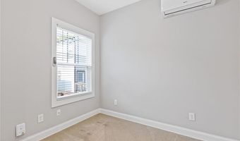 226 Old Canton Cir, Ball Ground, GA 30107