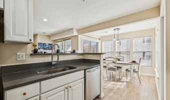 7503 CALDERON Ct G, Alexandria, VA 22306