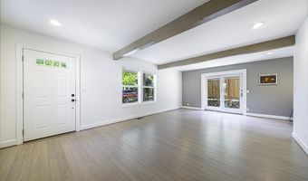 923 Bellview Ave 1, Ashland, OR 97520