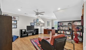 25 Crenshaw Ln 15-2, Andover, MA 01810