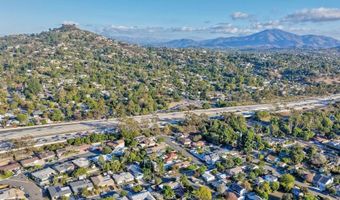 8980 Linden Ln, La Mesa, CA 91941