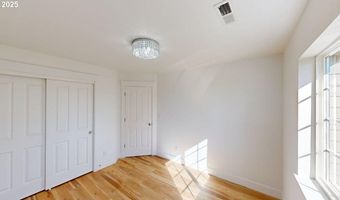 970 HASSETT St, Brookings, OR 97415