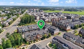 43400 APPLE ORCHARD Sq, Ashburn, VA 20148