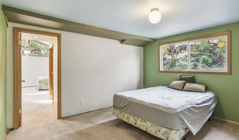 1115 NE Burnside Ave, Bend, OR 97701