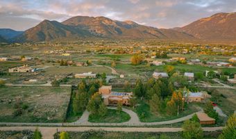 9 Desiderio, Arroyo Seco, NM 87514