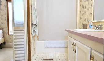 36 Garden Way, Augusta, ME 04330