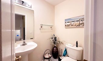 15 Scuppo Rd 504, Danbury, CT 06811