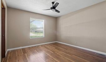 2208 Hickory Dr, Ardmore, OK 73401