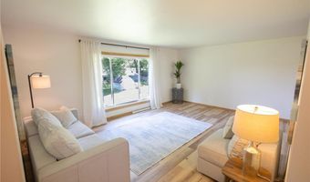 2101 Kenneth Dr, Albert Lea, MN 56007