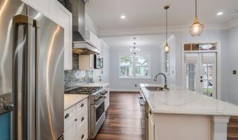 400 John Baptiste St, Bay St. Louis, MS 39520