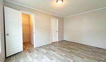 7055 Quarry Rd 59, Amherst, OH 44001