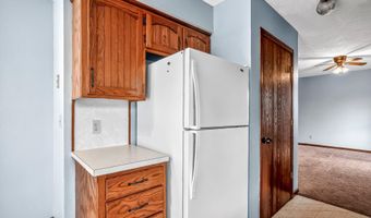1006 Baretta Ct, Aurora, MO 65605