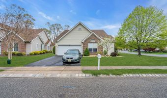 64 Symphony Ave, Bayville, NJ 08721